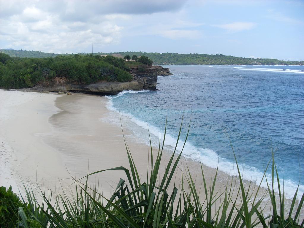 Naradas Mushroom Beach Nusa Lembongan  Exterior photo