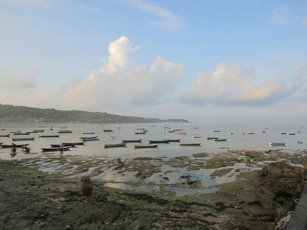 Naradas Mushroom Beach Nusa Lembongan  Exterior photo