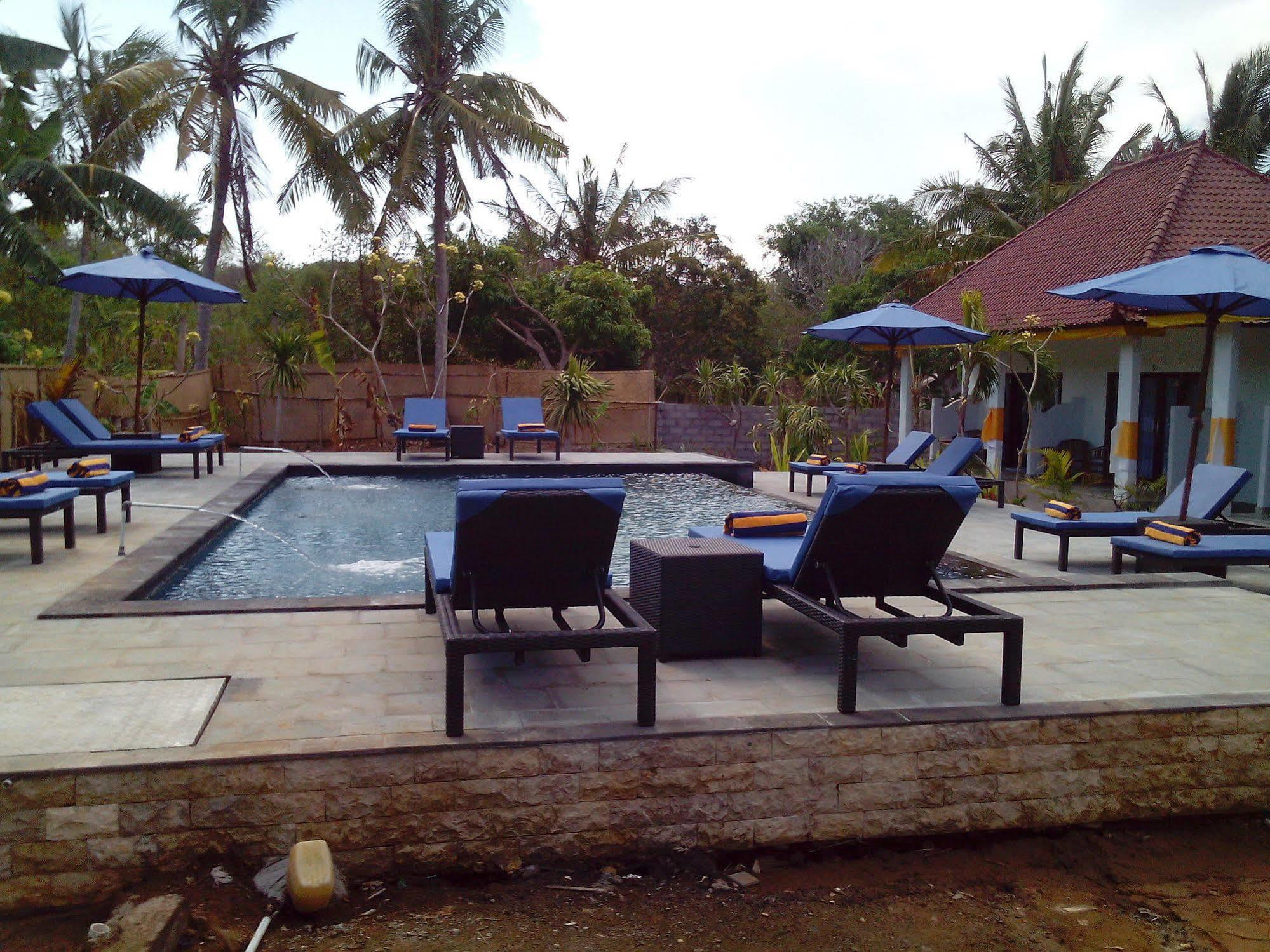 Naradas Mushroom Beach Nusa Lembongan  Exterior photo