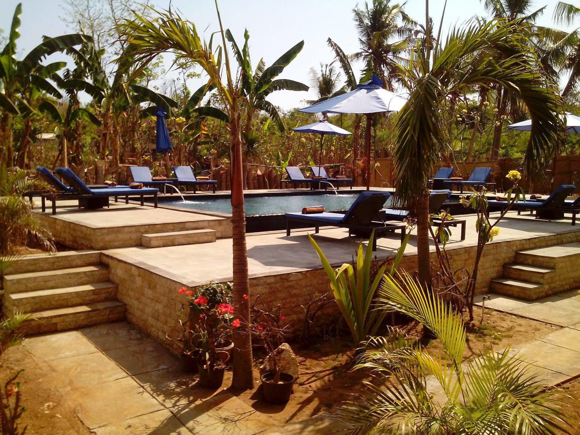 Naradas Mushroom Beach Nusa Lembongan  Exterior photo